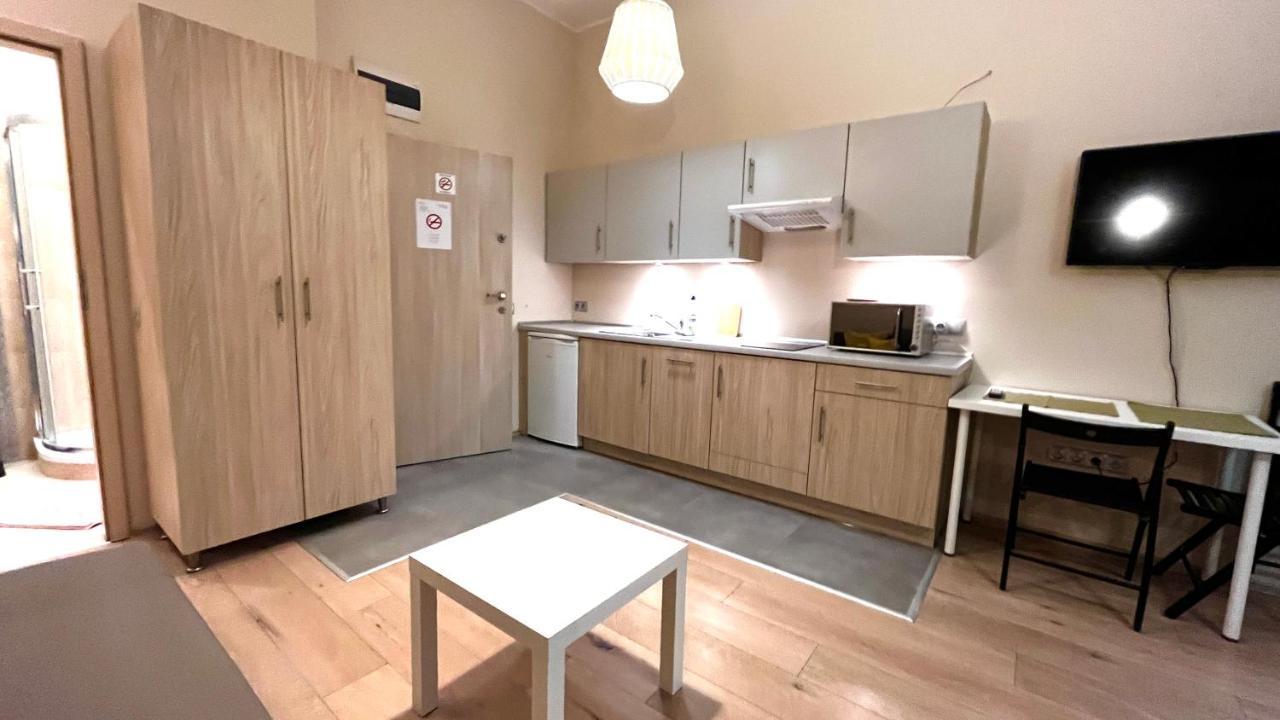 Spacious Studio Krakow Exterior photo